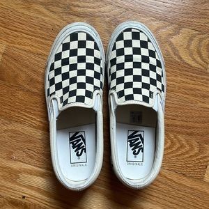 Size 6.5 checkered vans
